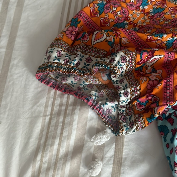 BOHO TOP - Picture 2 of 4